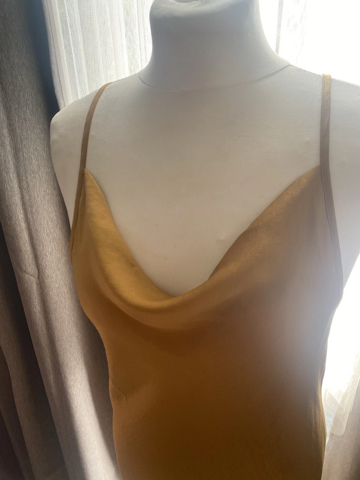 UNDERCOVER Abito Secret Possessions