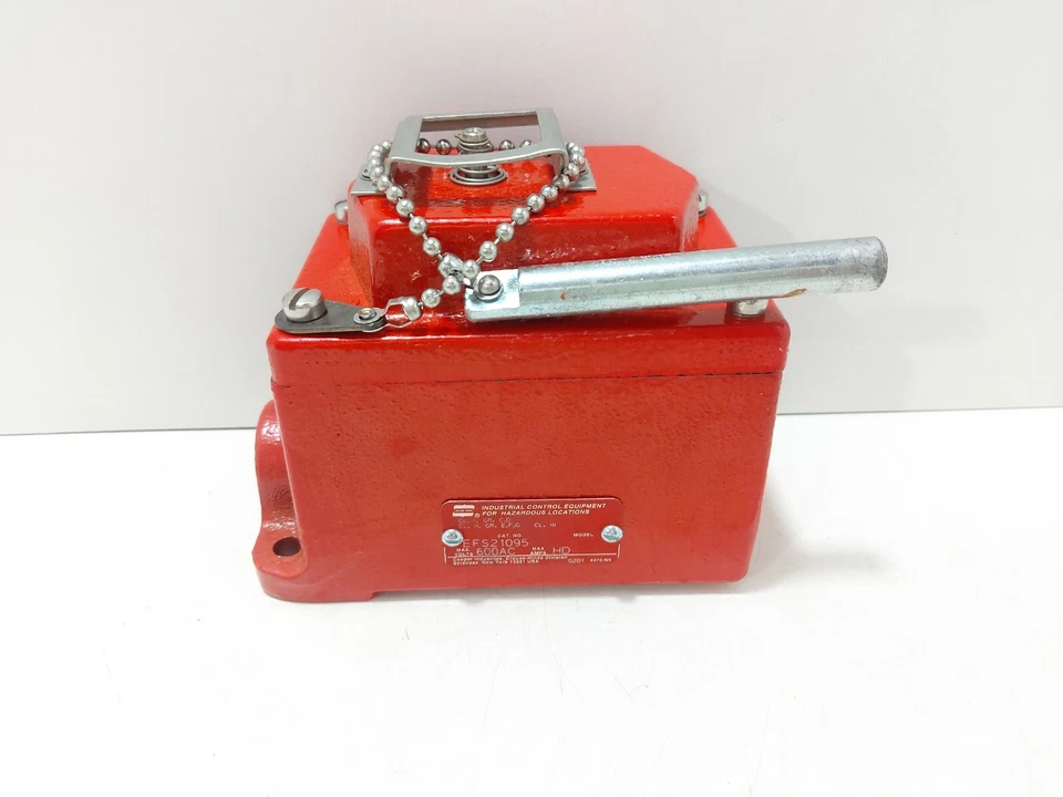 Crouse Hinds EFS21095 Fire Alarm Station - Image 3 of 4