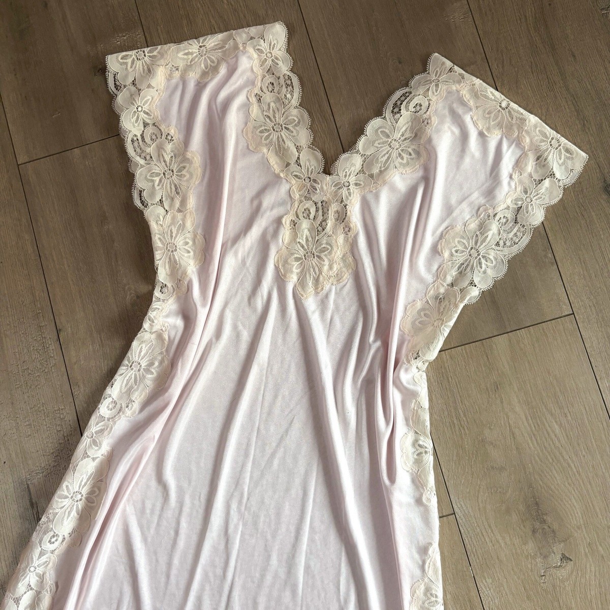 Vintage 80’s Pastel Pink Satin Cream Chantilly Lace Slip Dress L XL