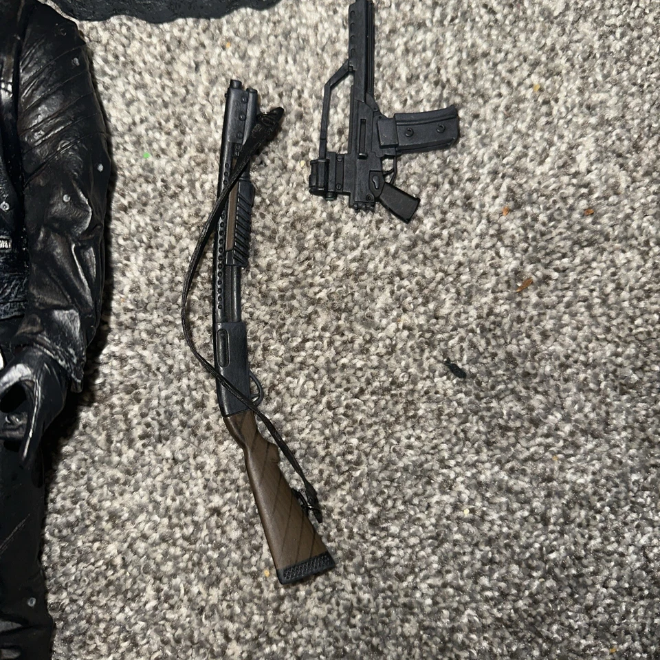 MCFARLANE TERMINATOR 3 RISE OF THE MACHINES T-850 ACTION FIGURE Loose Used Cond. - Image 2 of 4