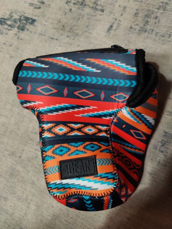 USA Gear Southwestern Camera Bag