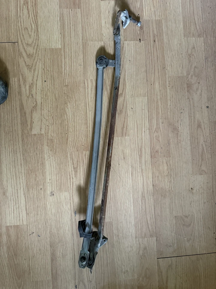 Datsun 240z Windshield Wipers Arms Mechanism (under The Cowl) - Image 2 of 2