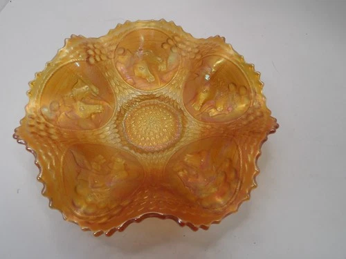 VERY POPULAR PATTERN VINTAGE CARNIVAL FENTON MARIGOLD HORSE HEAD MEDALLION BOWL