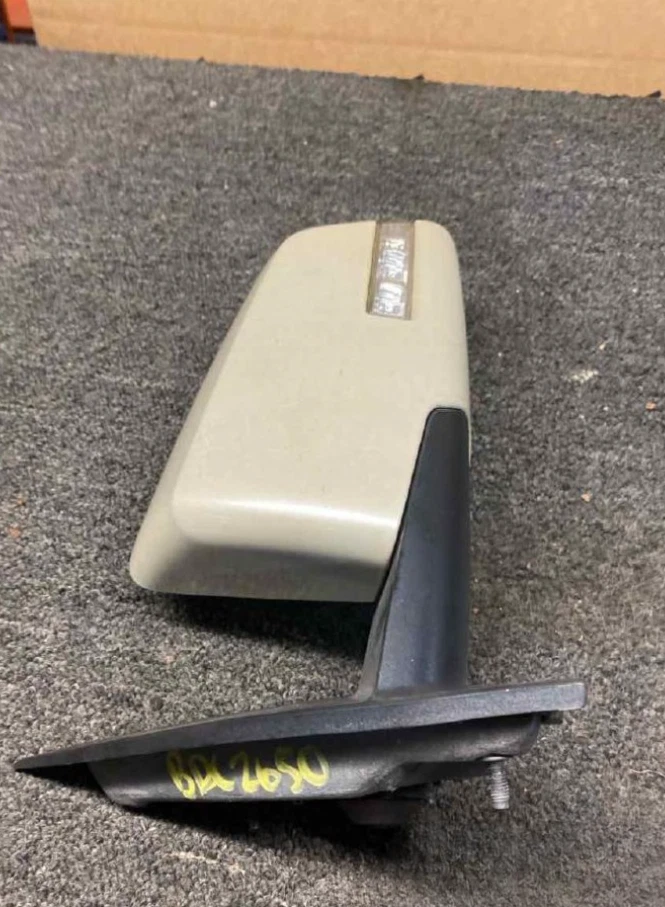 2013-2017 Chevrolet Traverse Acadia LH Driver Side View Door Mirror Power White Foto 3 de 4