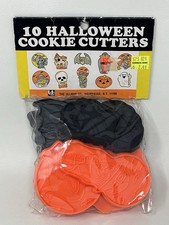 Halloween Ullman Cookie Cutters Plastic 10 Different Designs New in Package