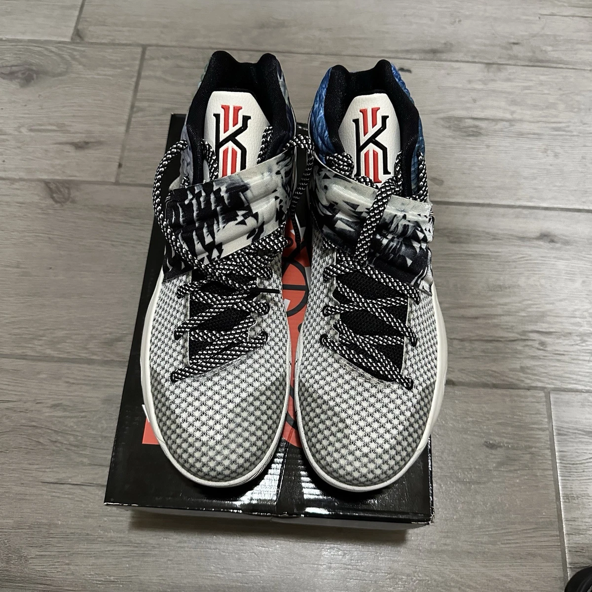 ［27］海外限定モデル Nike Kyrie 2 effect Nike Kyrie 2 Effect - 819583-901 for Sale | Authenticity