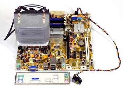 Asus IPIBL-LB + Intel Pentium Dual-Core E5200 + Fan Mainboard CPU Retro Bundle
