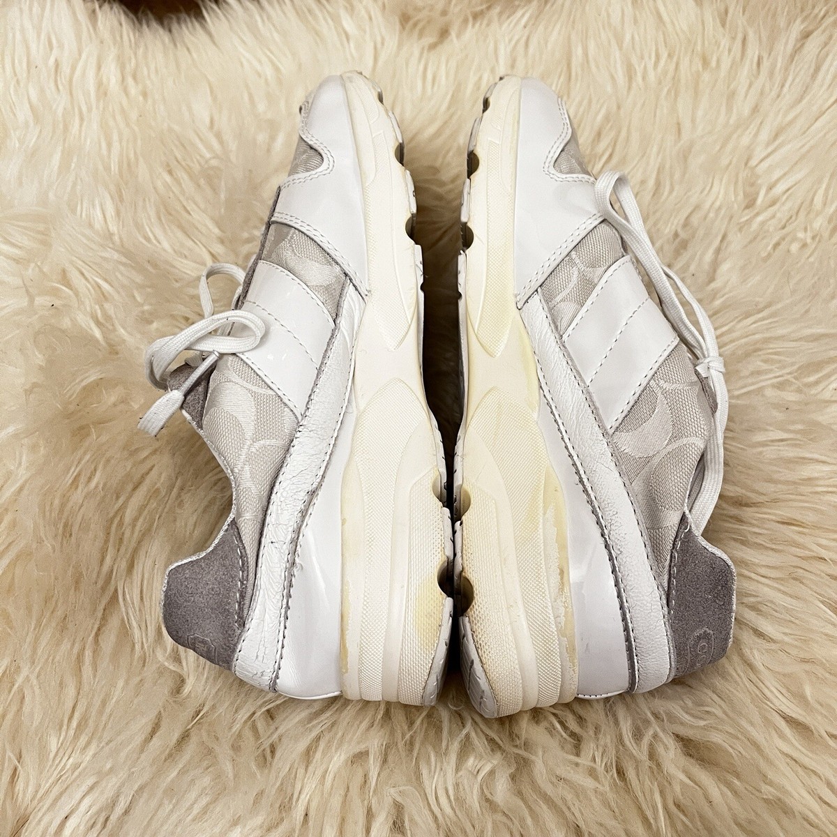 Coach Vintage Y2k Signature C Logo Cream and White Sneakers Coach Vintage Y2k Signature C Logo Cream and White Sneakers