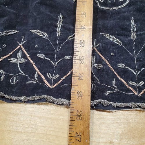INDIA HANDMADE TAPESTRY WORLD WAR II TAJ MAHAL SILVER THREAD SEQUINS ON VELVET - Picture 6 of 8