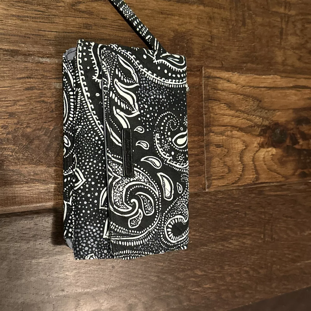 Vera bradley hotsell wristlet strap