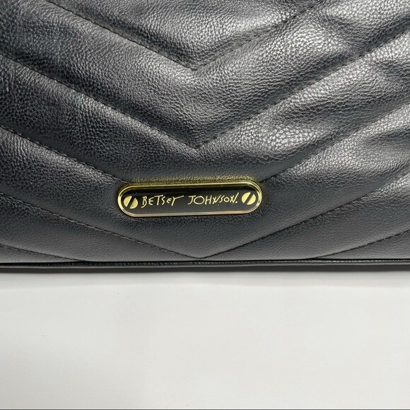 Betsey Johnson chevron quilted large shoulder bag Gem