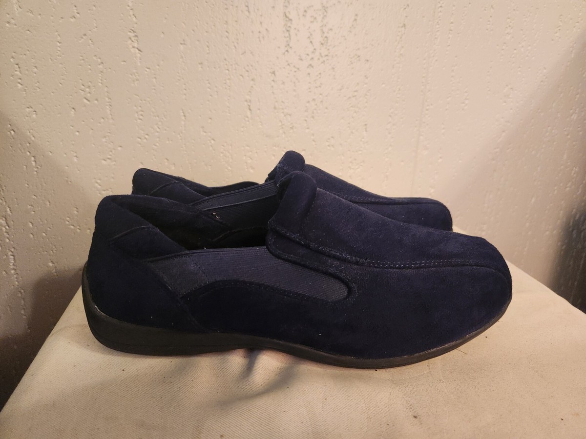 Comfort-Well by Beacon Womens sz 10W Navy Faux Suede Slip On