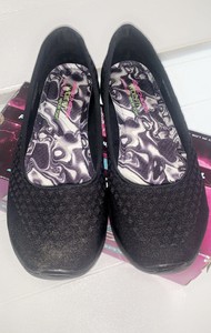 skechers burst memory foam