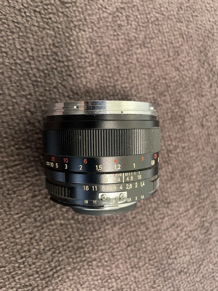 Zeiss Planar T* 50mm f/1.4 ZF.2 Lens for Nikon f - image 2 of 4