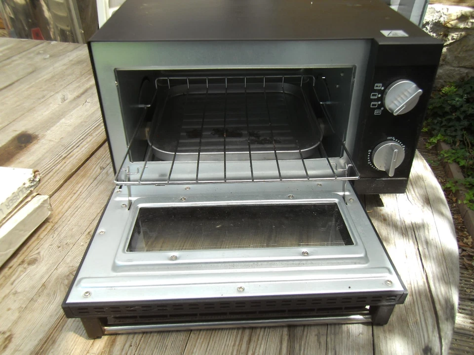 Clatronic MPO 3520 Minibackofen Pizza-Ofen - Schwarz Wohnmobil - Bild 3 von 4