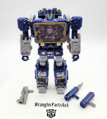 Modellino Transformers 2019 WFC Siege Soundwave Voyager Class completo - Foto 1 di 2
