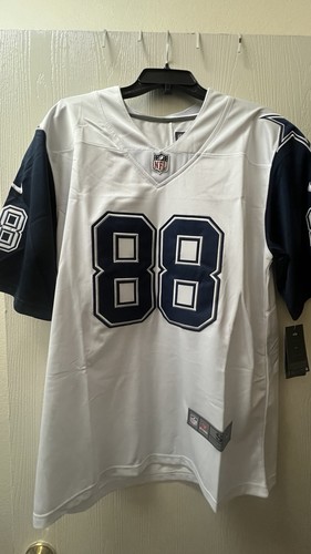 Ceedee Lamb Stitched Jersey Men’s Xl