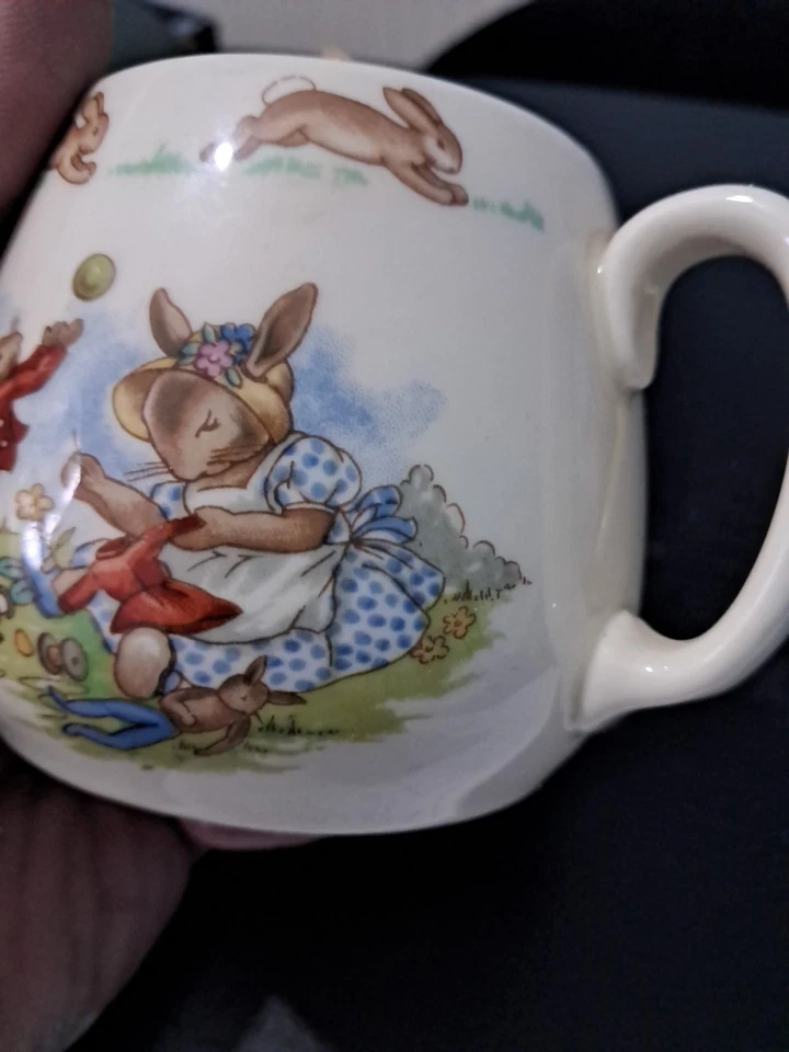 Vintage Royal Doulton English Fine Bone China Bunnykins Rabbit child's Mug Cup  - Image 3 of 4