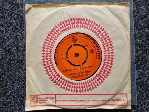 The Everly Brothers - Love of the common people UK 7'' Single - Picture 1 of 5