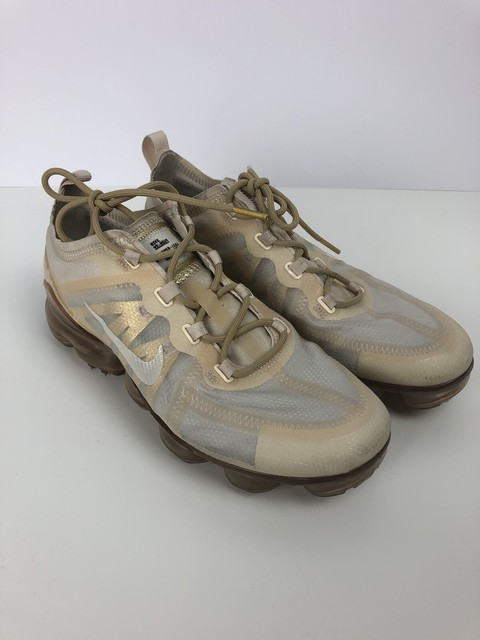 nike vapormax cream and gold