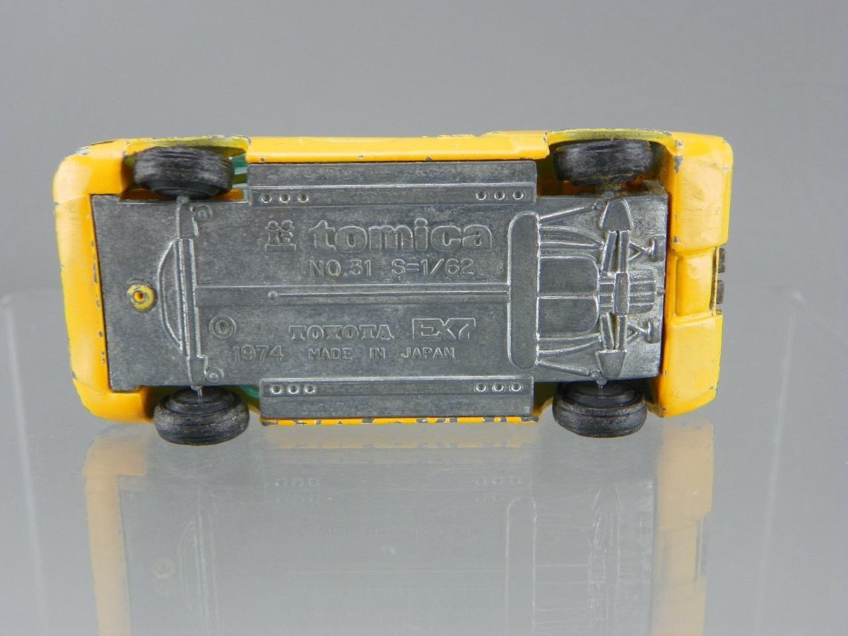 黒箱日本製トミカ トヨタ DX7 1/64 イエロー/ブラック トミカ黒箱日本製旧ホイールのトヨタEX7です♪｜てつ230の