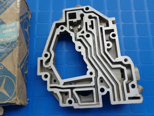 Cubierta Transmisión Automática Mercedes W4A040 4 Velocidades Convertidor W123 W126 W107 - Imagen 2 de 8