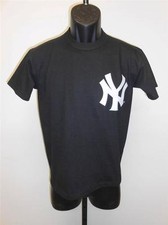 NEW -MLB NY New York Yankees YOUTH Medium M 10/12  SHIRT