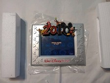 Walt Disney World 2010 Picture Frame. Pluto, Minnie, Goofy, and Mickey