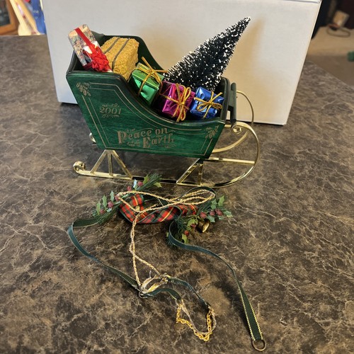 Retired 2001 Breyer Christmas Jingles Holiday Sleigh Gifts Hay Tree bridle horse