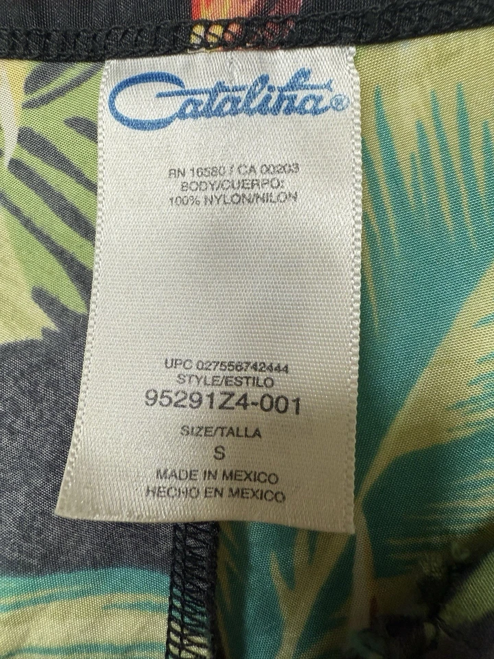 Catalina, Pantalón Corto Negro y Floral Cremallera Frontal tiro Medio, Talla Pequeña Foto 4 de 4
