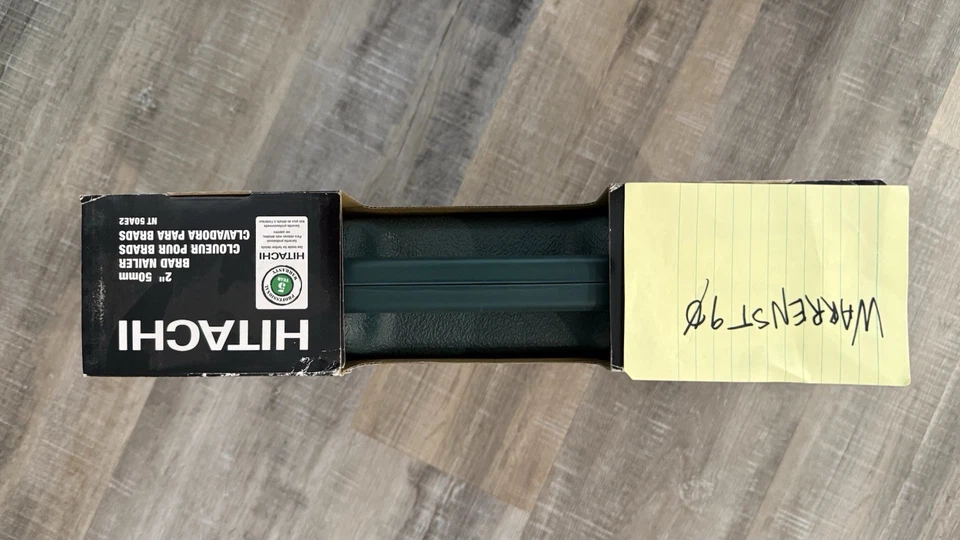 Clavadora Brad calibre 18 Metabo HPT NT50AE2 5/8 -2 NUEVA EN CAJA Foto 2 de 4