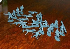 Lot of 20 AIRFIX Vintage German Mountain Troops Soldiers Figures 19 Poses 1/32