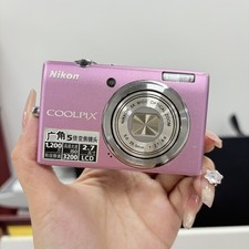 Nikon COOLPIX S570 12MP Compact Digital Camera 5x Optical Zoom English languege