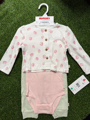 Huggies Baby wear 3-Piece Strawberry Outfit Set Baby Girl NWT 12M