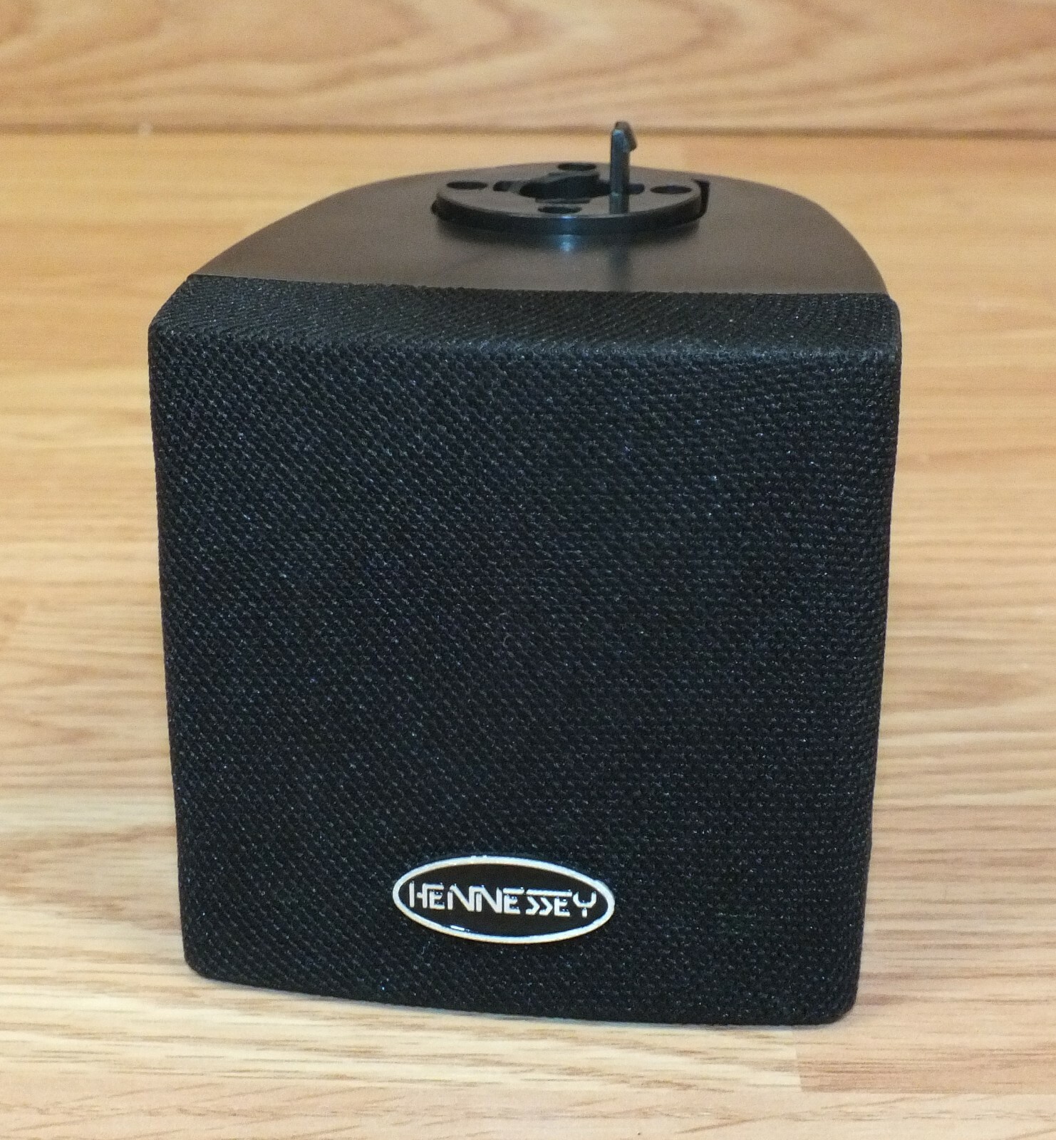 **FOR PARTS** Genuine Hennessey Replacement Satellite Speaker Only **READ** 