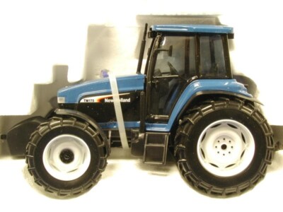 ROS 00011.7 Ford New Holland TM175 Farm Tractor 1/25 Die-cast MIB