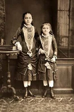 St. Therese & Celine Martin (St. Therese of Lisieux with her sister) Catholic ph