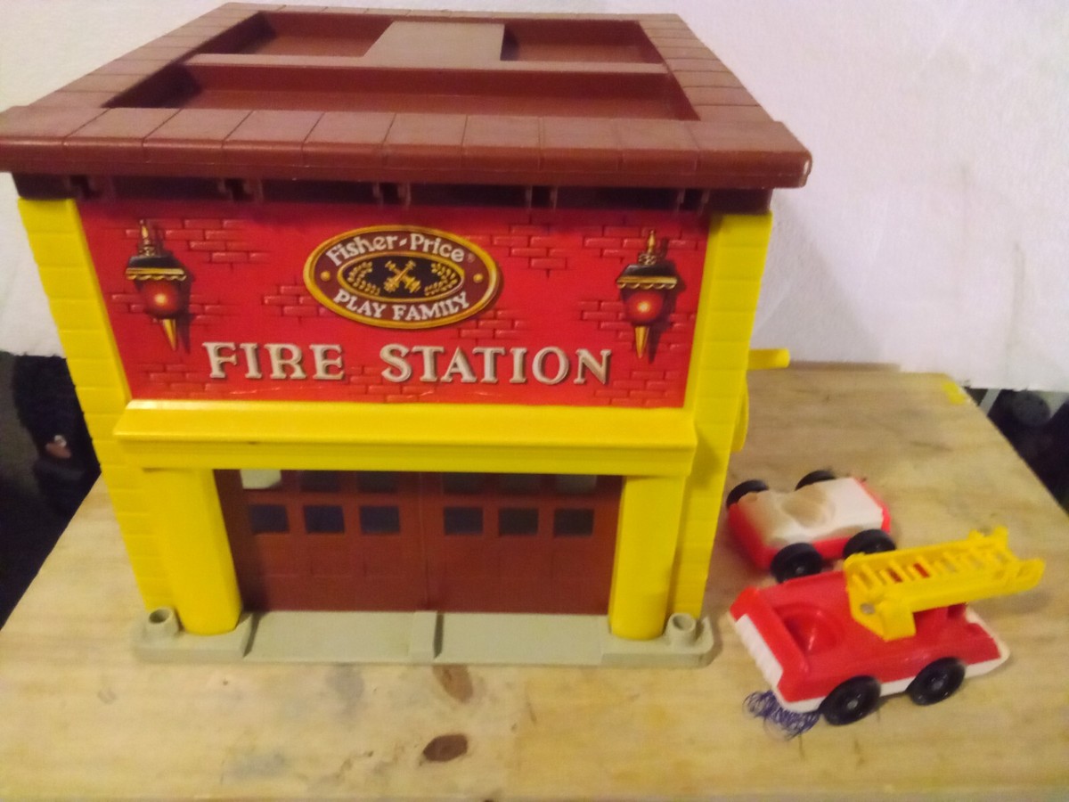 Vintage Fisher Price Play Family Fire Station Playset 928