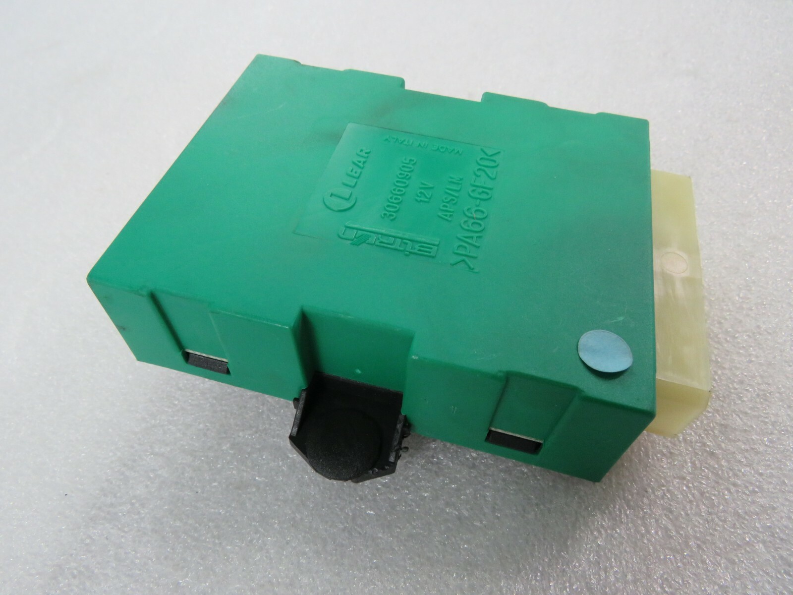 Maserati M128, RH, Right, Seat Control Module, Used, P/N 30660905 / 271608