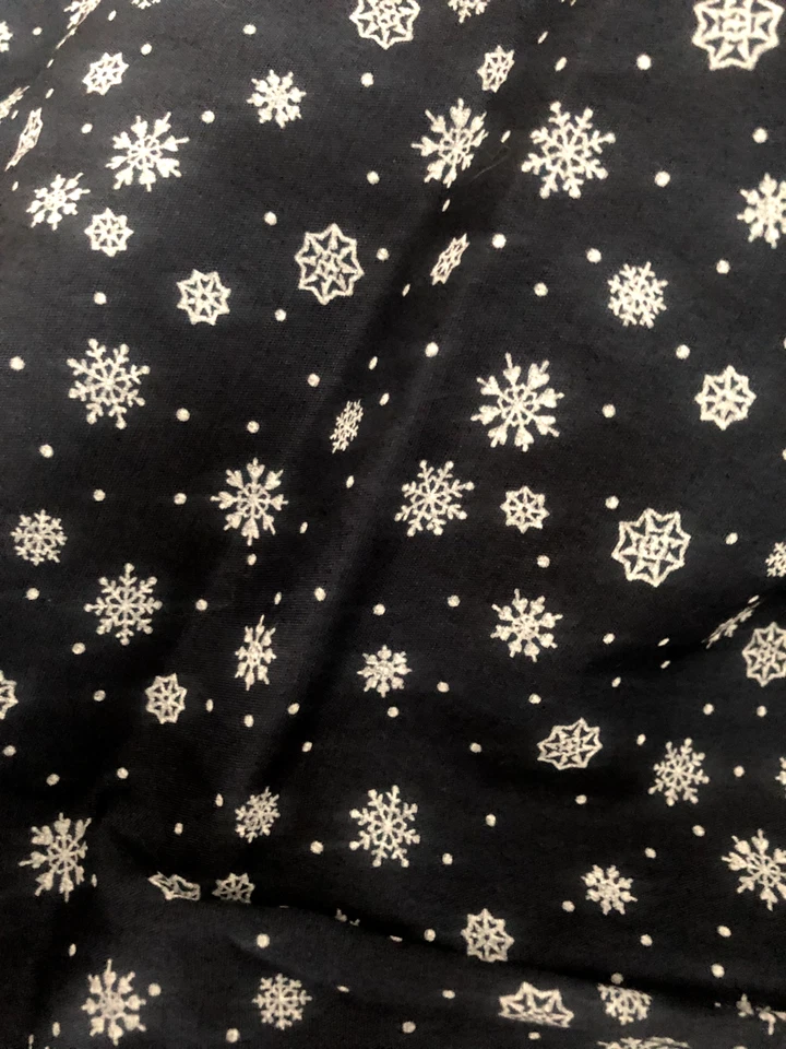 De Colección 1 1/2 Yd 44X55" MODA Deb Strain A WOODLAND XMAS Edredón Tela Azul Marino NIEVE Foto 2 de 4