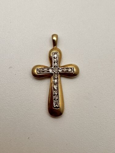 14k Yellow Gold 16 Round Diamonds ~ 3/4" x 1 3/4" Cross Pendant ~ 4.4g
