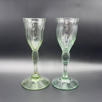 2 Rare 1979 Signed Del Matto Green Hand Blown Wine Champagne Glasses Goblets