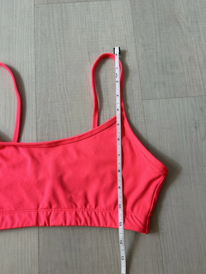 Sujetador deportivo FABLETICS talla?? Kate Hudson Hot Pink Foto 3 de 4