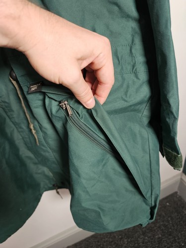 Vintage Berghaus Lightning Goretex Jacket Men’s Large Green Shell Parka - Picture 8 of 20