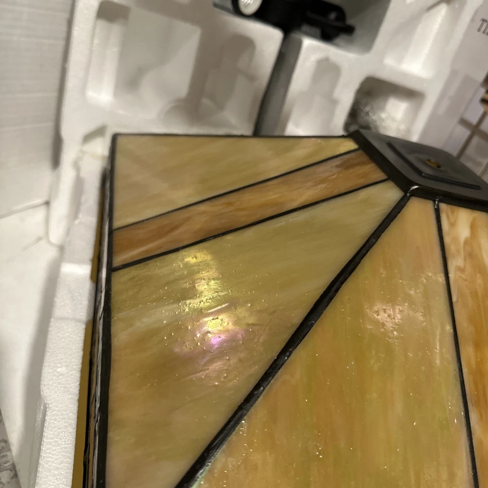 Dale Tiffany Semi-plafonnier Style Tiffany Mission Cream and Brown Stained Glass - Image 4 of 4