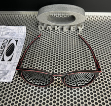 OAKLEY LATCH | RACEWORN RED | PRIZM BLACK IRIDUM | RACE WORN COLLECTION