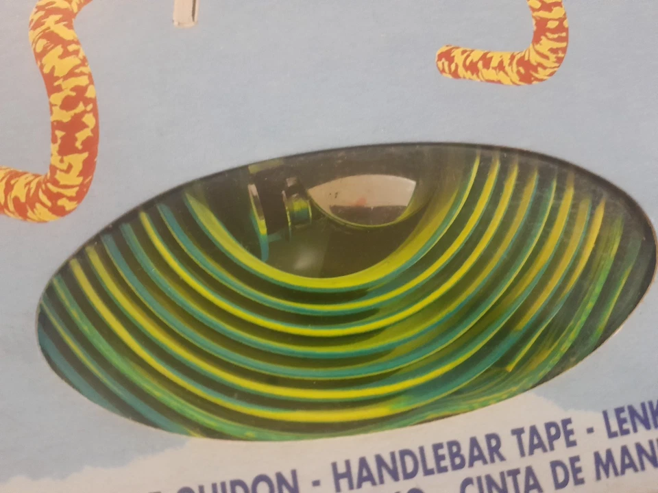 Guidolines *PERACHE* (JAUNE  et VERTE)  MAXI CORK  des années 1990 ( NOS ) - Photo 3/4