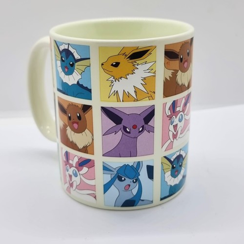 Pokémon Eeveelutions Mug with Electric Mug Warmer Official Pokémon Gift Set - Picture 9 of 12