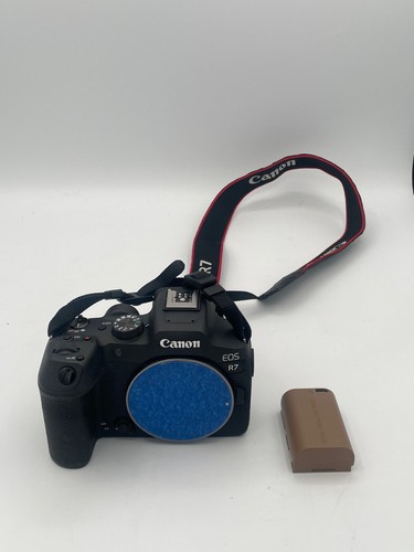Canon EOS R7 32.5MP Mirrorless Digital Camera Body Only FOR PARTS/REPAIR AS IS