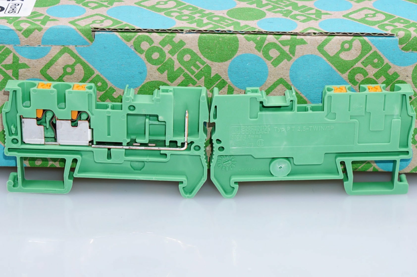1 Piece PHOENIX CONTACT PT 2.5-TWIN/1P GN 3209636 Terminal NEW